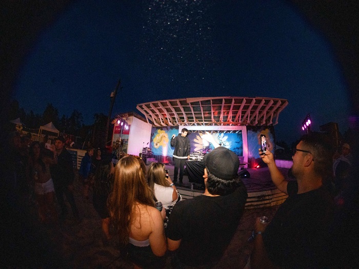 Photograph from Folk on the Rocks Performance, 2024 Courtesy Carson Asmundson