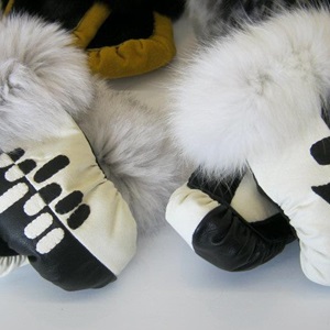 Ulu and Inukshuk Mittens (n.d.)