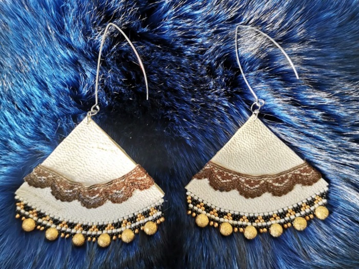 Lace Naluaq earrings (2022)
