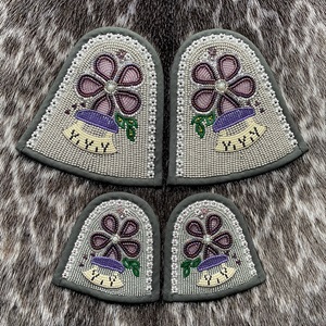 Mother and Daughter Beaded Qallinik (2020)