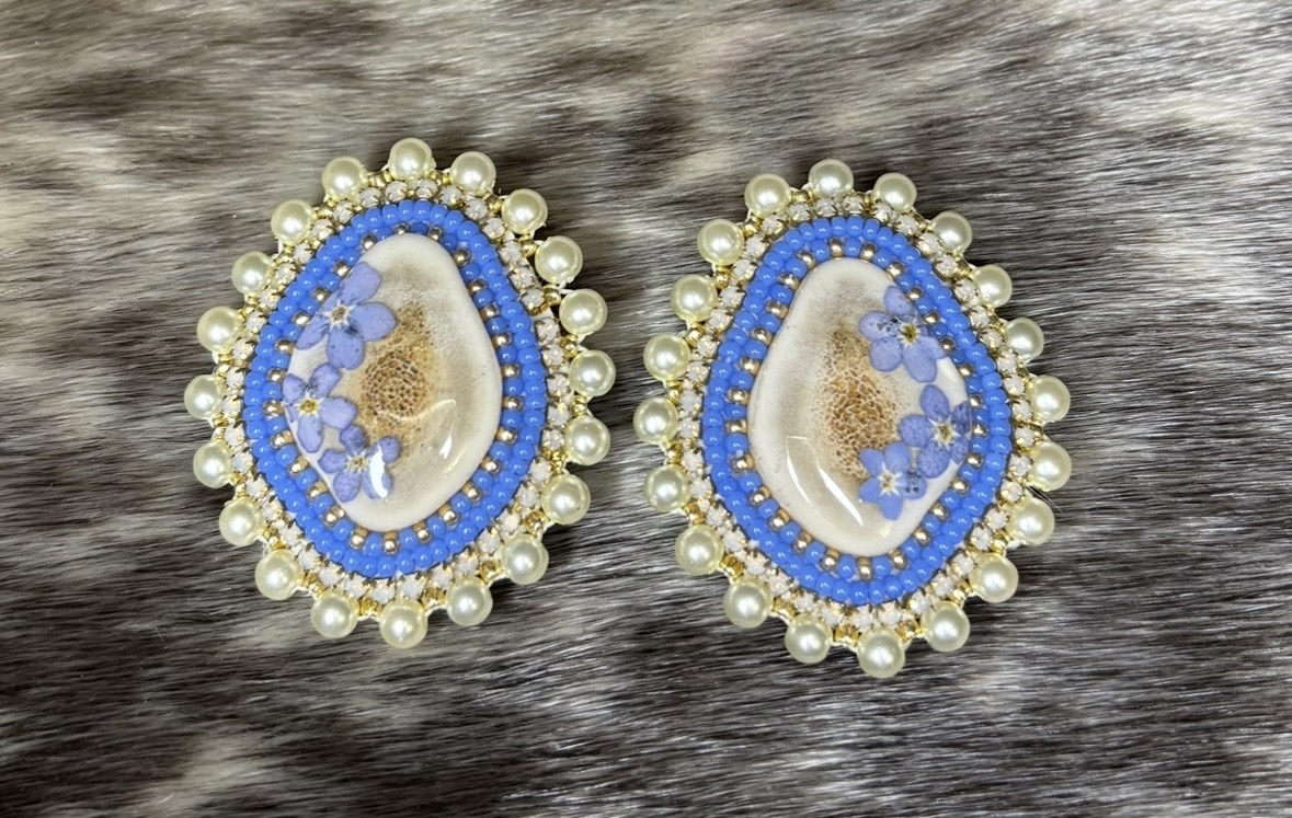 Untitled beaded earrings (2025)