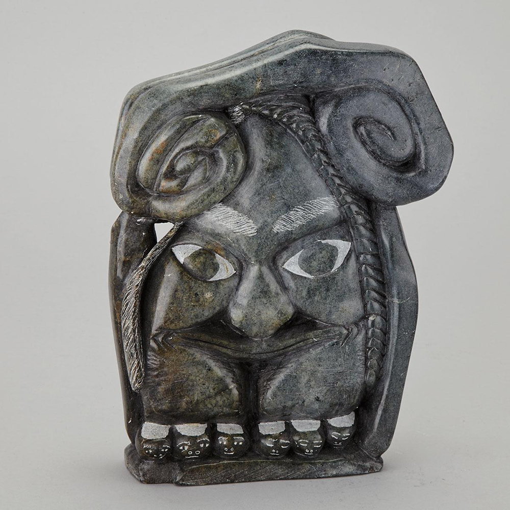 Katyutayuuq and Tunnituaqruk Under Northern Lights (2001)