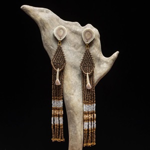 Arnait ammalu tuktu teeth (2025)