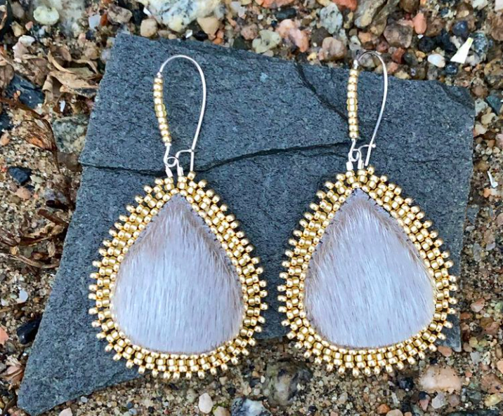 Small natural sealskin teardrops with gold beads (2021)