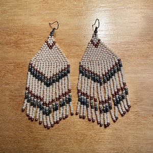 “V” fringe earrings (2021)