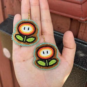 Cartoon flower earrings (2024)