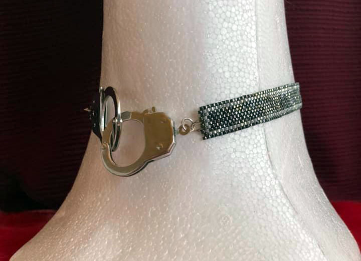 Handcuff necklace (2021)