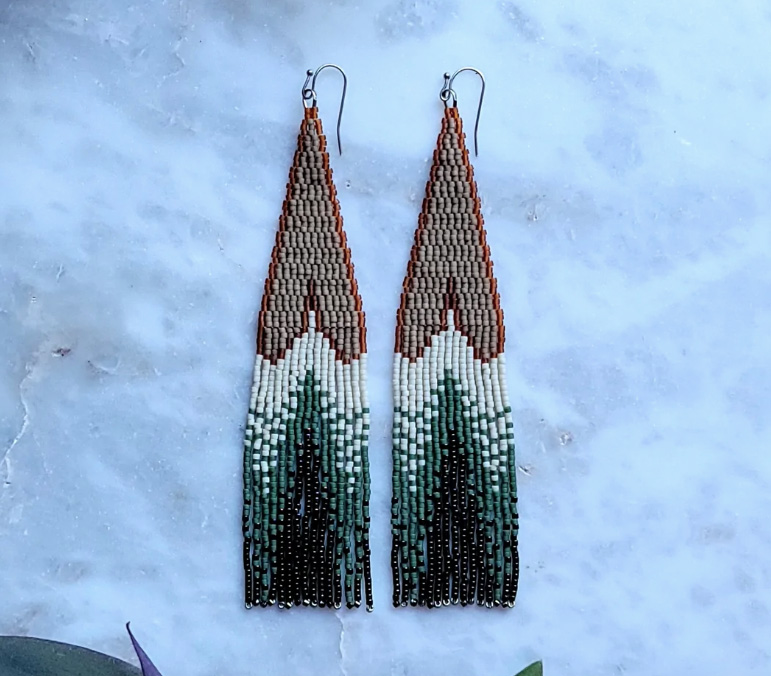 Neu-tral, Neu Me earrings (2022)