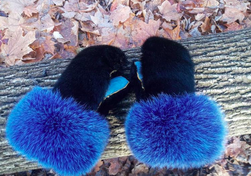 Sealskin and fox fur mittens (2021)