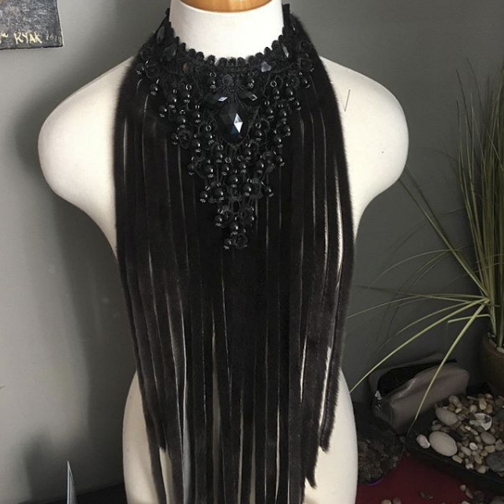 Sealskin necklace (2018)