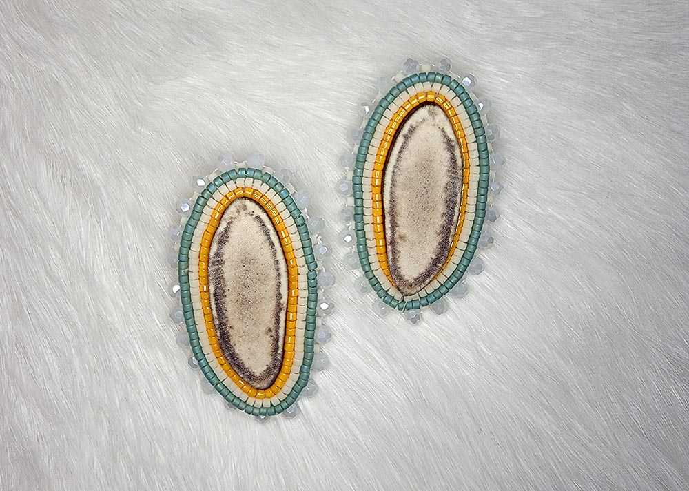 Pastel antler earrings (2022)