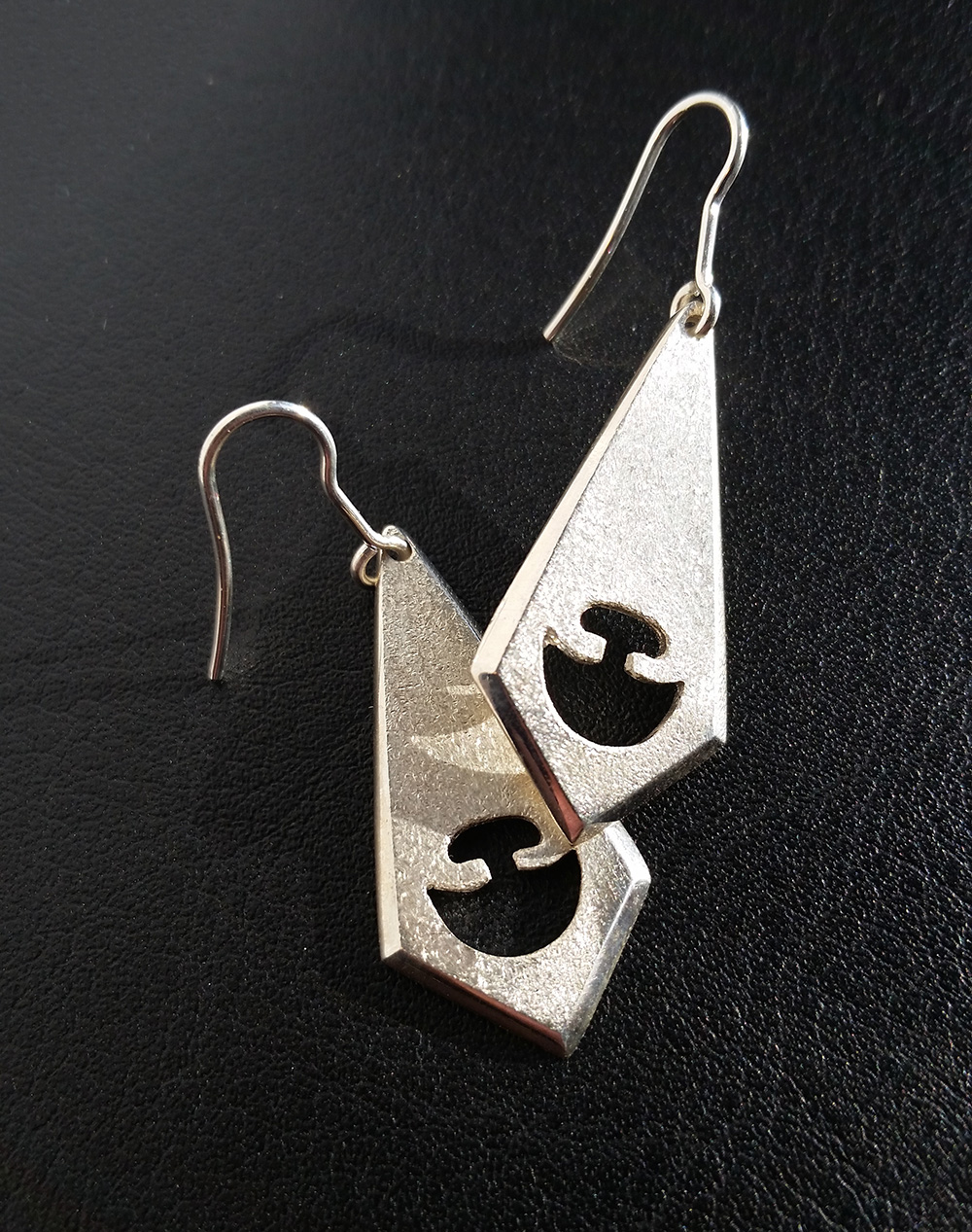 Diamond Ulu earrings (2020)