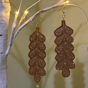 golden ash tree (2023)