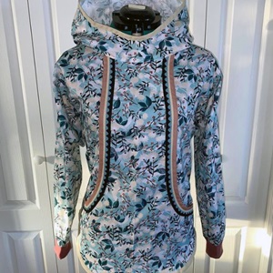 Blue floral kalikuk with grey trim (2022)