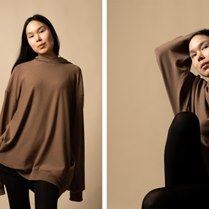 Oversized brown pullover (2023)