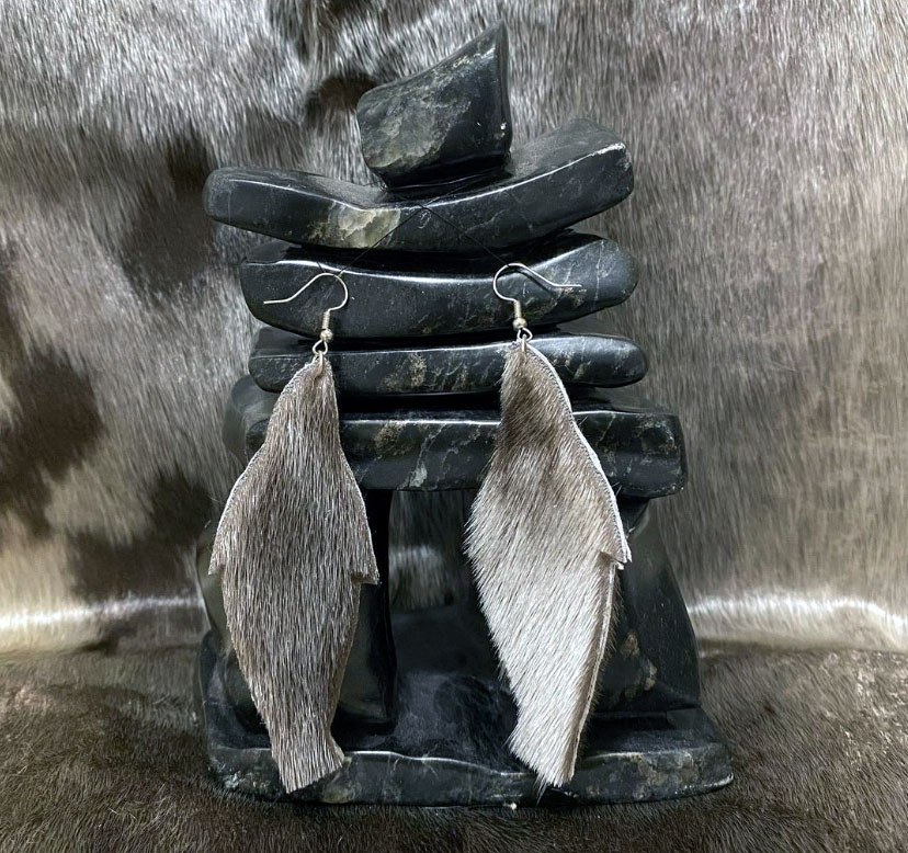 Seal shaped sealskin earrings (2022)