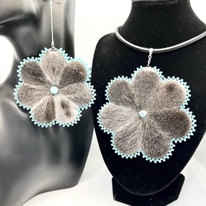 Turquoise Sealskin Flower Set