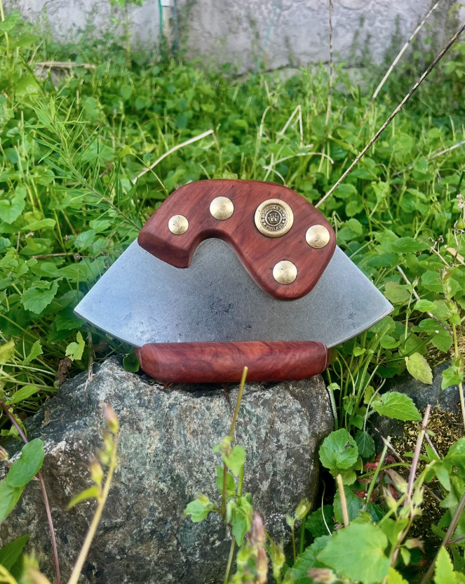 Untitled (Ulu) (2024)