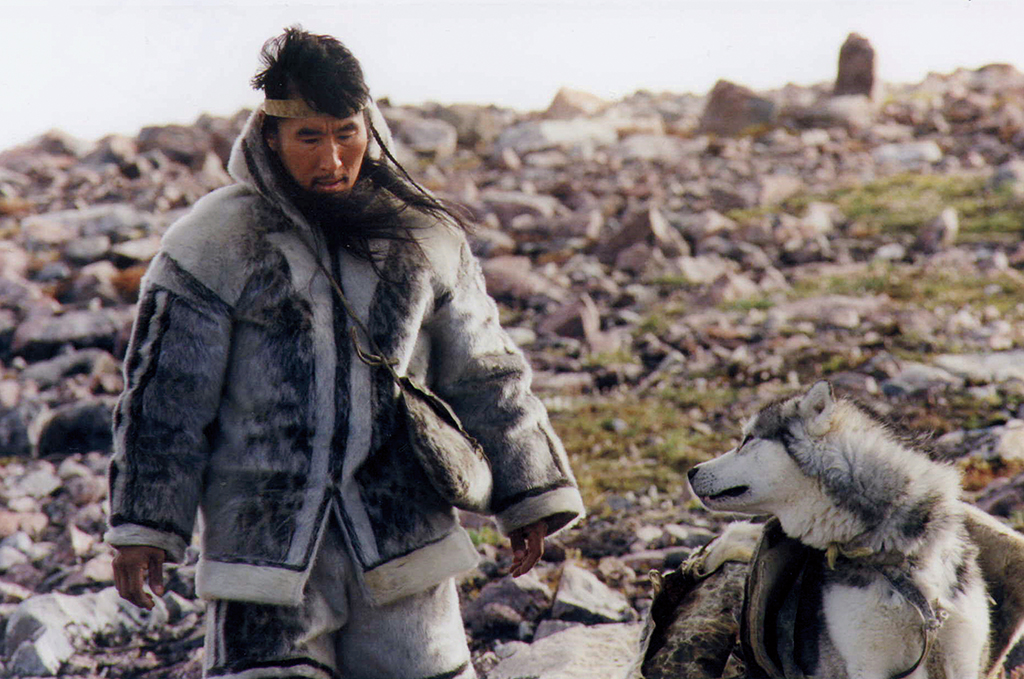 as Atanarjuat on the set of Atanarjuat: The Fast Runner (2001)