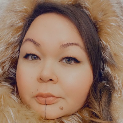 Olivia Tagalik | IAQ Profiles | Inuit Art Foundation
