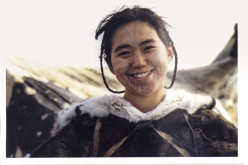 IsumaLucyTulugarjukAtarnarjuatTheFastRunnerStill