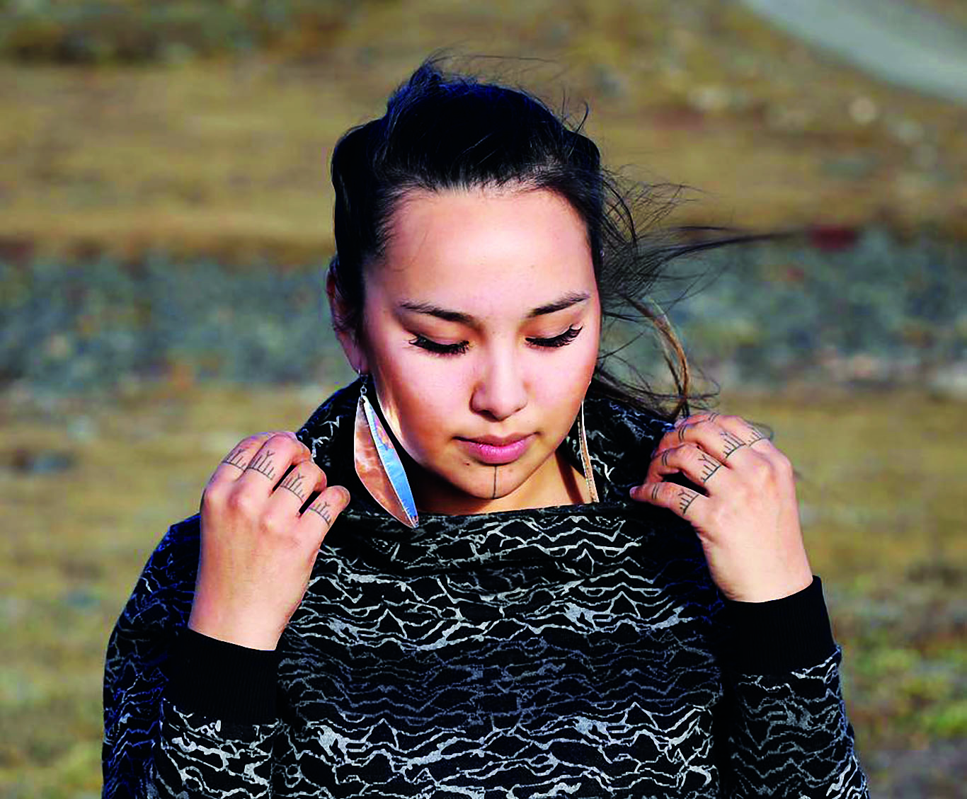 NuqingaqMathewLargeQuilliqEarringsNathaliaOkalik2