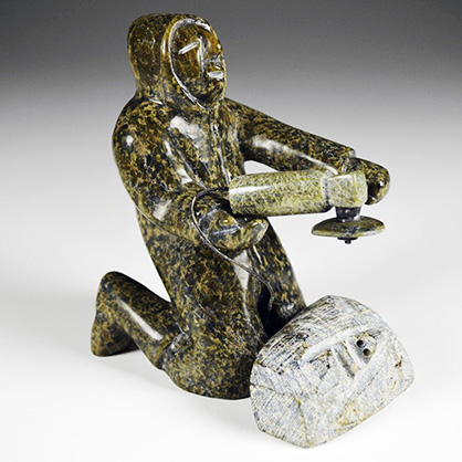 QimirpikPitseolakCarverMakingSculpture