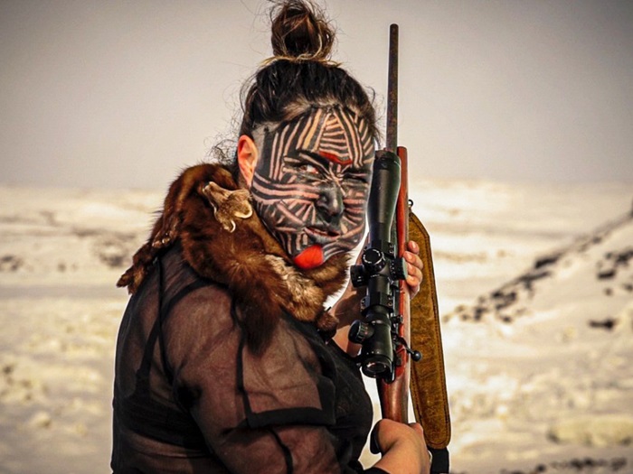 BathoryLaakkulukWilliamsonGriffithsJamiePutungaIluaniInsidetheHoleintheUniverse