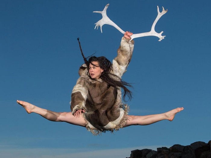 Tiffany Ayalik performing