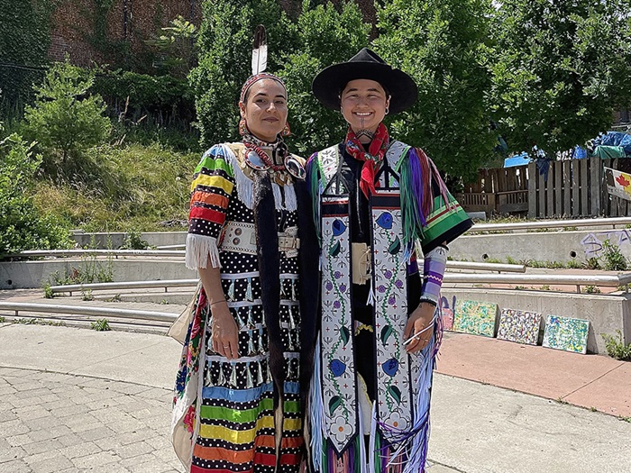 FarealNanookGordonOlsonBriannaGrassDancingPhoto