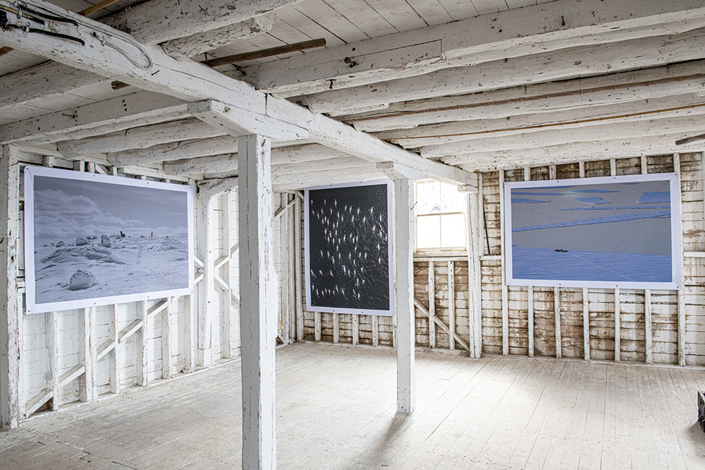 2021_Installation view, Regeneration _ Piguttaugiallavalliajuk _ Ussanitauten - Seven Northern Labrador Photographers