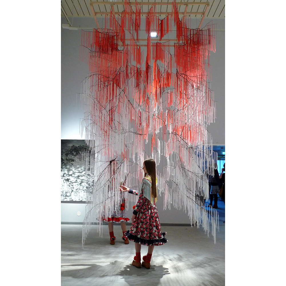 OutiPieski_Halo_Square