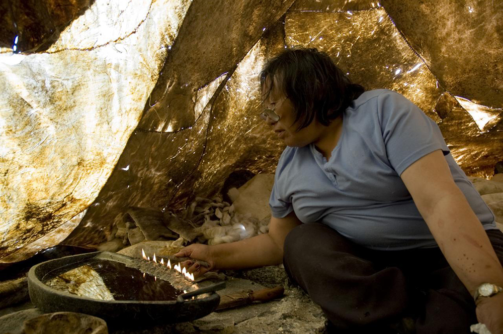 SusanAvinggaqLightsQulliq-BeforeTomorrowSet