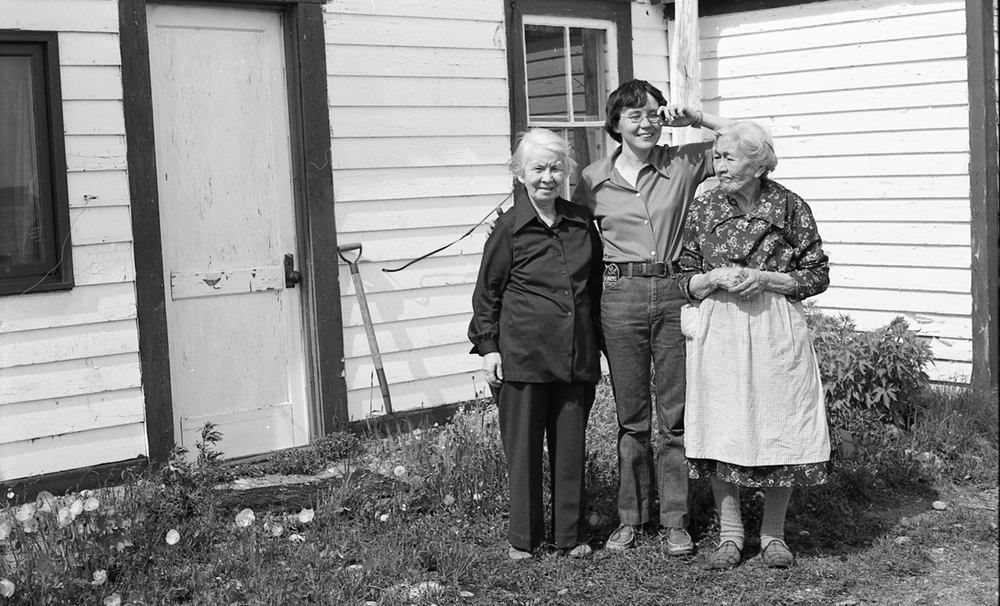 35.2_Feature_ThemDays_Ella-Blake,-Doris-Saunders,-and-Flora-Baikie.-North-West-River,-1978.-Judy-McGrath-photo