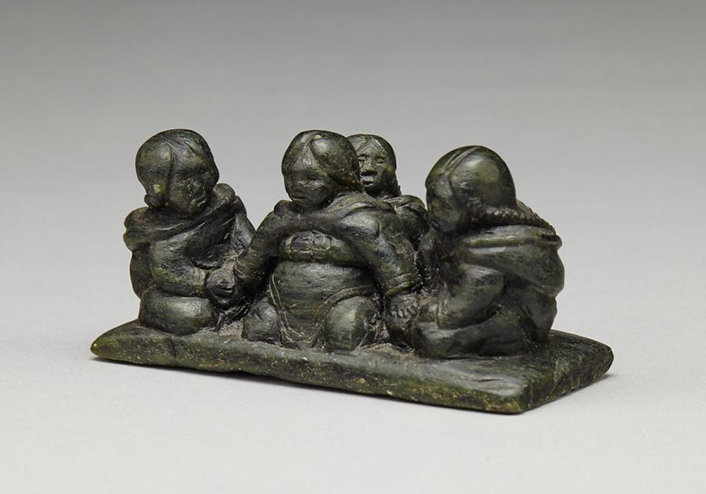 Ennutsiak_birthing-scene